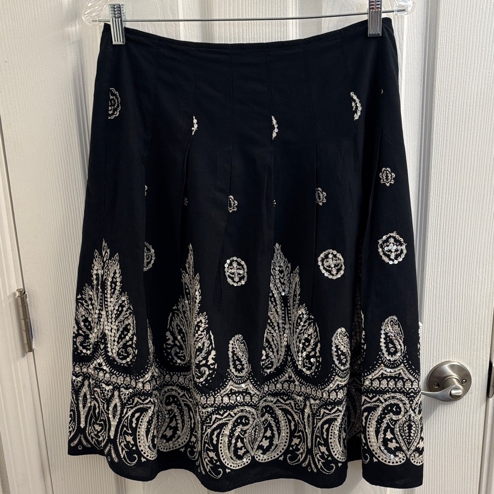 Women's Elegant Black and White Embroidered and Silver Sequins Skirt HAROLD'S 6